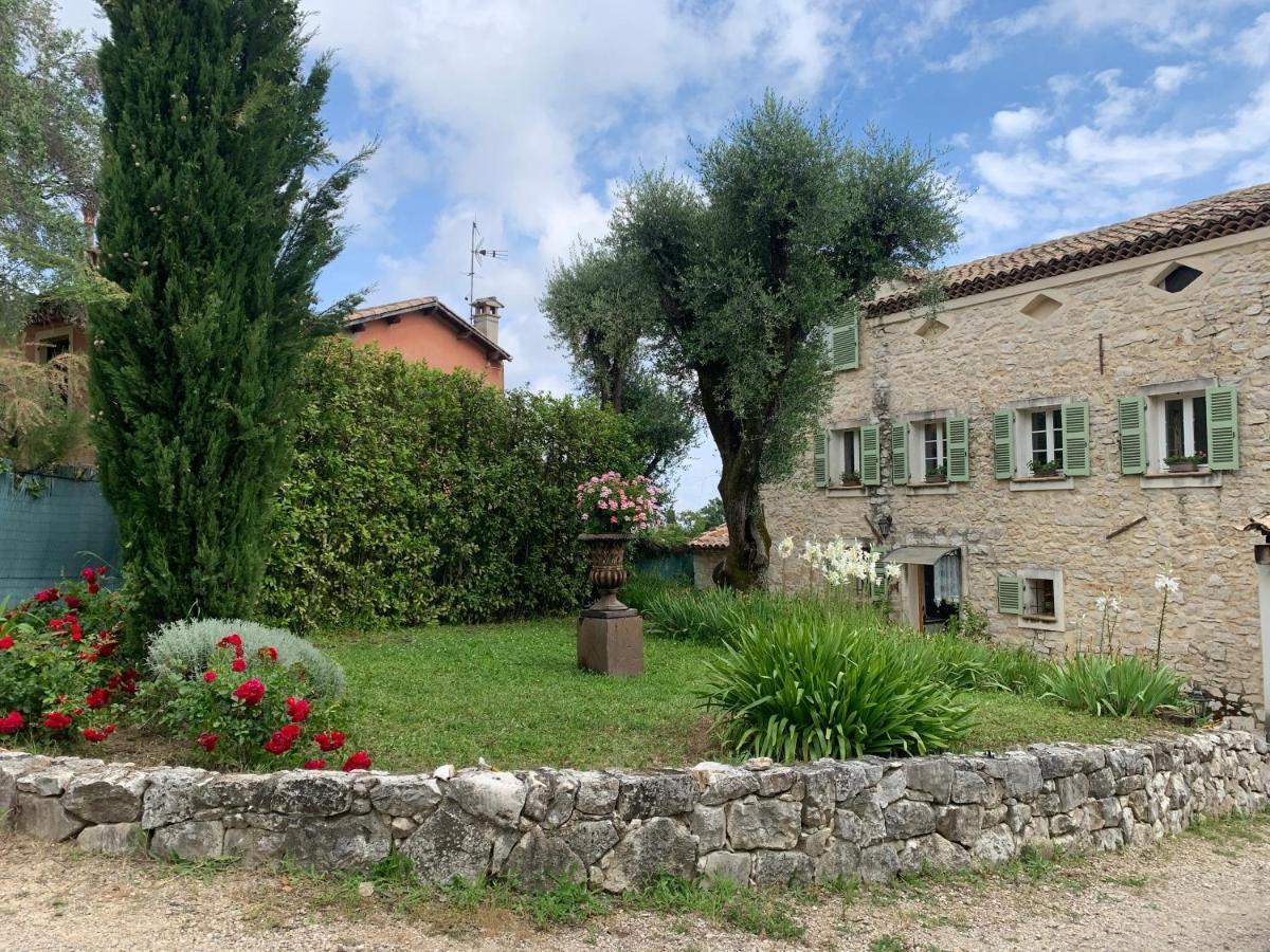 le mas des roses 1884 Vence Exterior foto